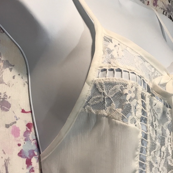 Lace Spaghetti Strap Chiffon Tank Top - Picture 4 of 8